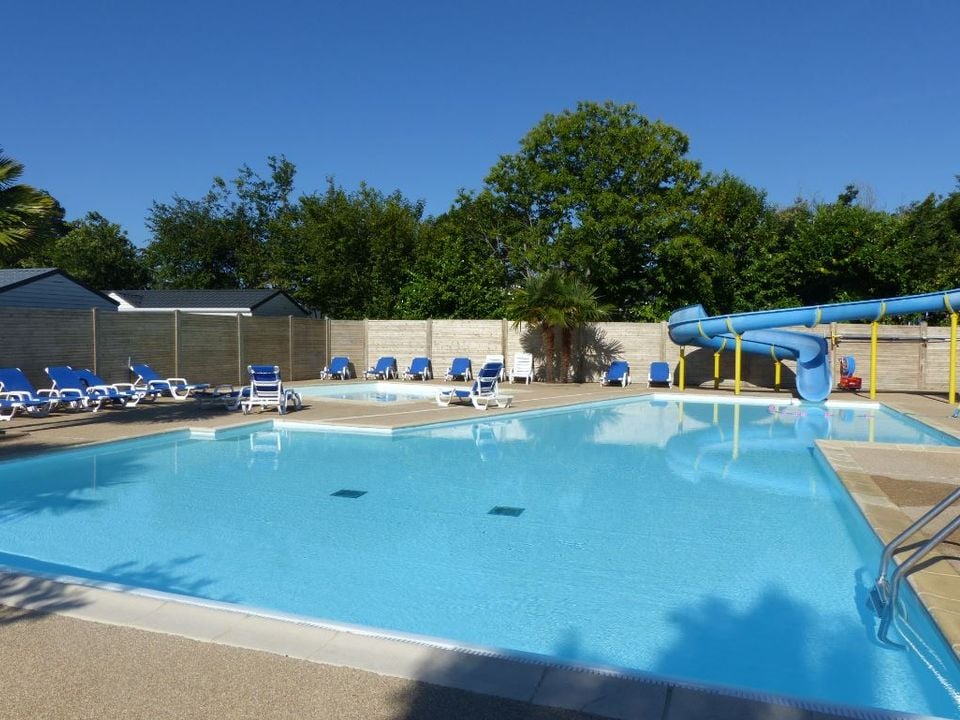 Camping La Roche Percée - Camping Finistère