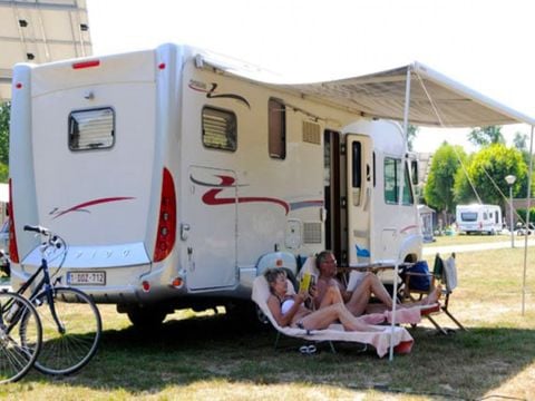 Camping de Binnenvaart - Camping Belgisch Limburg - Afbeelding N°2