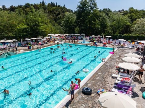 hu Norcenni Girasole village - Camping Florence - Afbeelding N°2