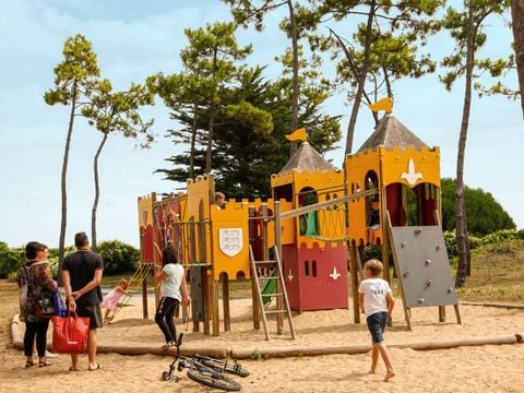 FLOWER Camping Tamarins Plage - Camping Charente-Maritime - Afbeelding N°0