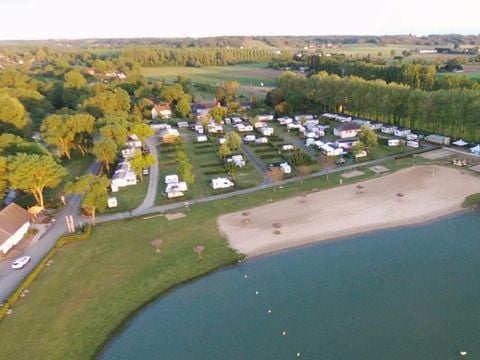 Camping Le Lac des Varennes - Camping Sarthe - Afbeelding N°2