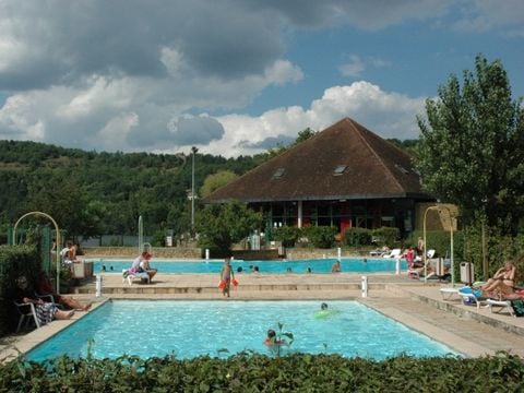 Flower Camping Les Berges de la Dordogne - Camping Dordogne - Afbeelding N°3