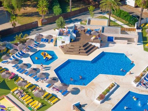 BONNES VACANCES sur CAMPING LE BOSC - Camping Pyrénées-Orientales