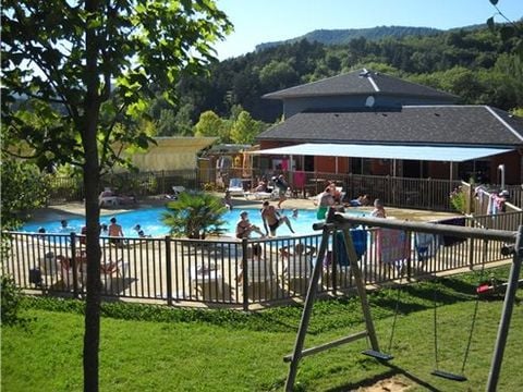 Flower Camping La Dourbie - Camping Aveyron - Afbeelding N°2