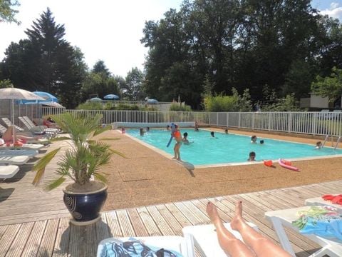 Flower Camping les Nauves - Camping Dordogne