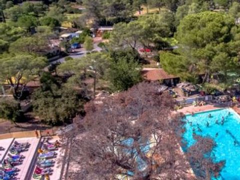 Tour Opérateur sur le Camping La Pierre Verte - Camping Var