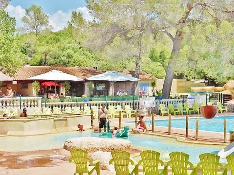 Tour Opérateur sur le Camping La Pierre Verte - Camping Var