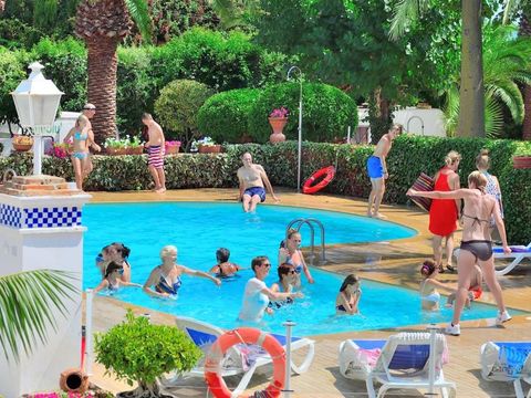 Camping Estanyet - Camping Tarragona