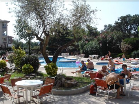 Apart-Hotel GHT Tossa Park - Camping Girona