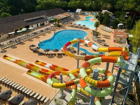 Camping Chateau de Fonrives - Camping Lot-et-Garonne - Afbeelding N°0