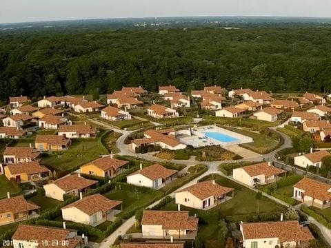 FranceComfort - Domaine les Forges - Camping Deux-Sèvres - Afbeelding N°0