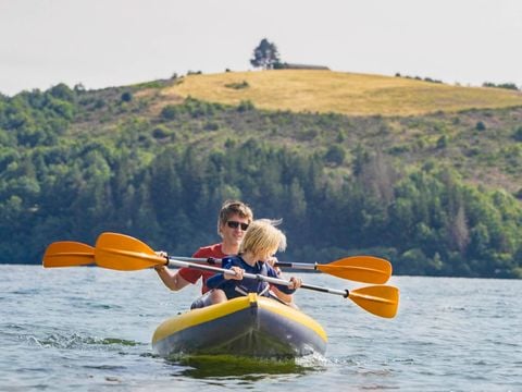 Villatent Les Genêts  - Camping Aveyron - Afbeelding N°2