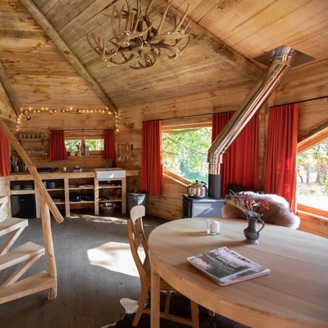 UNIEKE ACCOMMODATIE 5 personen - Boomhut Treehouse met sauna