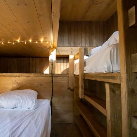 UNIEKE ACCOMMODATIE 5 personen - Tiny house Treetrunk