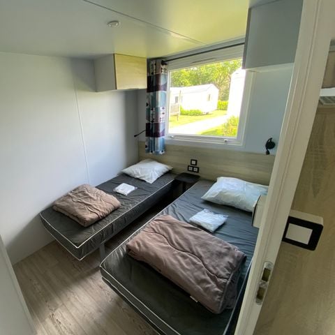 Stacaravan 4 personen - Comfort 2 slaapkamers - Half overdekt terras