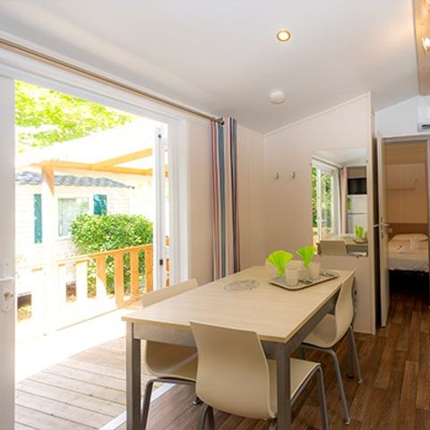 Stacaravan 6 personen - Mobile-home | Comfort | 3 Slaapkamers | 6 Pers. | Single terras | Air-con.