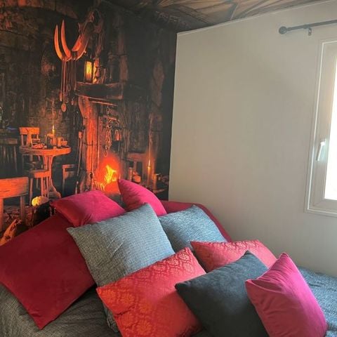 UNIEKE ACCOMMODATIE 4 personen - Cabane Cinéma Les Visiteurs - Gereserveerde zone voor gezinnen