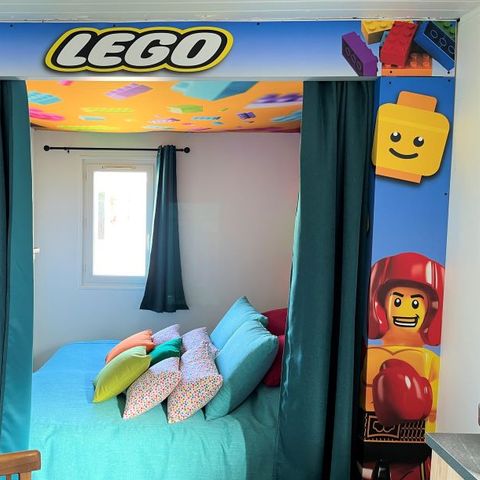 UNIEKE ACCOMMODATIE 4 personen - Cabane Cinéma Lego - Familieruimte