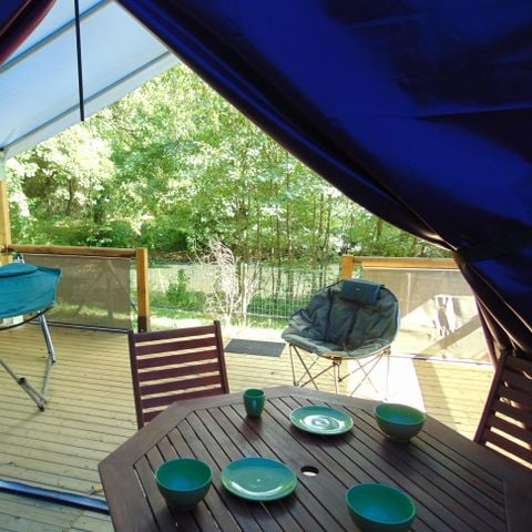 Safaritent 5 personen - Freeflower Standard 37m² / 2 kamers - terras (zonder en-suite faciliteiten)