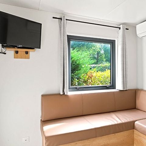 Stacaravan 4 personen - Mobile-home | Premium | 2 slaapkamers | 4 pers. | Verhoogd terras | TV