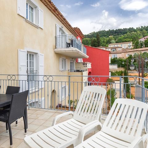 APPARTEMENT 8 personen - 4 kamers met balkon