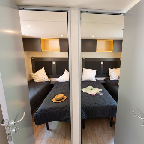 Stacaravan 6 personen - Confort Relax 33m² - 3 kamers + Overdekt terras