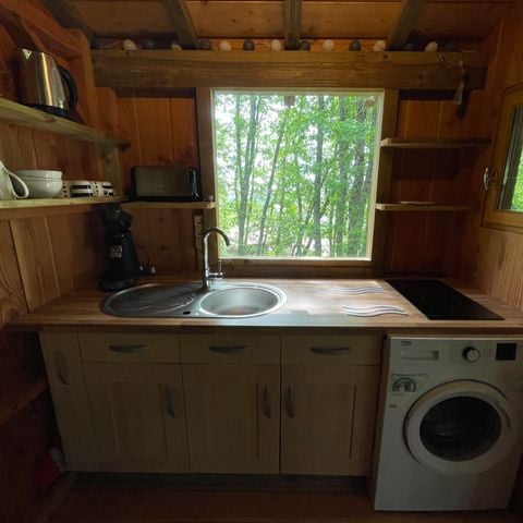 UNIEKE ACCOMMODATIE 6 personen - Familiehuisje met jacuzzi in het bos 1/6 pers