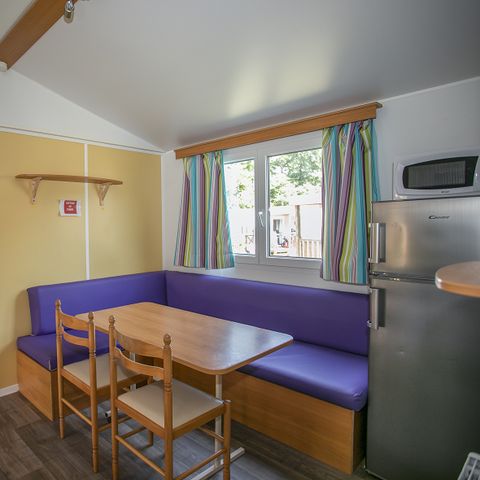 Stacaravan 5 personen - XL 4/5 personen 2 slaapkamers