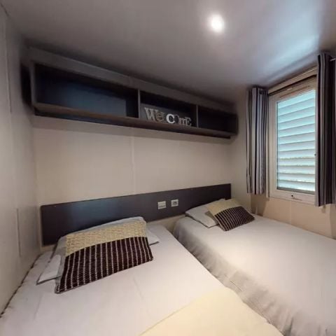 Stacaravan 4 personen - Klassiek 3 Kamers 4 Personen Airconditioning + TV