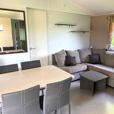 Stacaravan 6 personen - Premium 40 m² (3 slaapkamers, 2 badkamers) met overdekt terras + TV