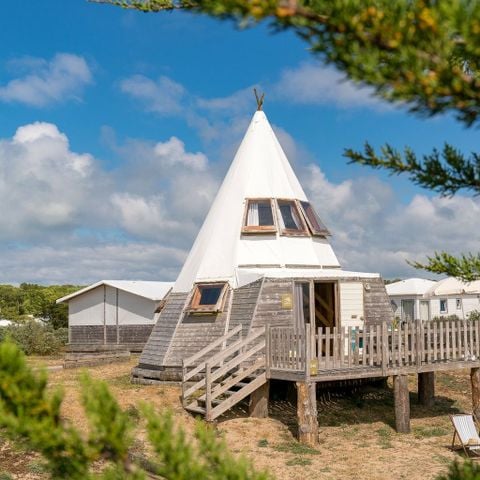 UNIEKE ACCOMMODATIE 5 personen - LODGE Magische Tipi 5p 1ch