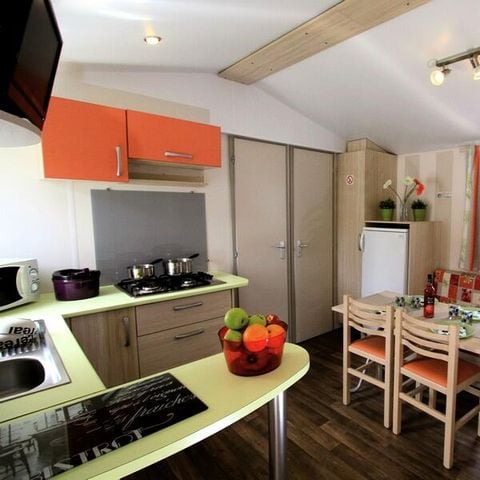 Stacaravan 6 personen - 3 kamers 6 personen + TV