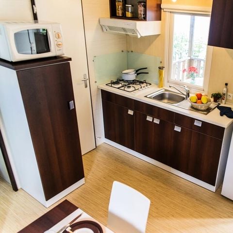 Stacaravan 6 personen - 4 kamers 6 personen Airconditioning + TV