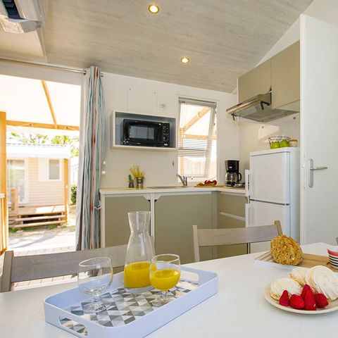 Stacaravan 4 personen - Mobile-home | Comfort | 2 Slaapkamers | 4 Pers. | Verhoogd terras | Airconditioning.