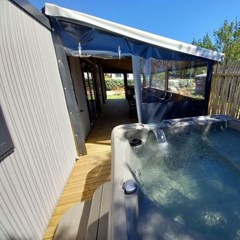 Stacaravan 8 personen - Quattro Premium-reeks met jacuzzi