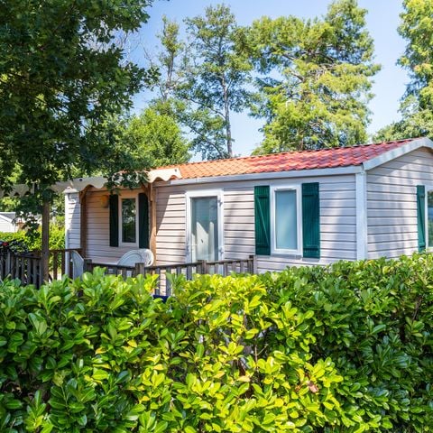 Stacaravan 6 personen - Mobile-home | Comfort XL | 2 slaapkamers | 4/6 pers. | Verhoogd terras | Airconditioning