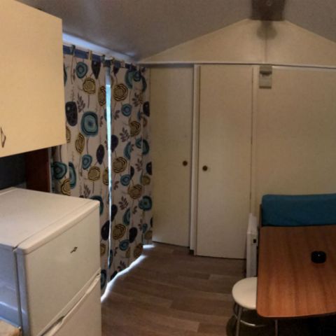 Stacaravan 4 personen - 4 slaapplaatsen 2 slaapkamers