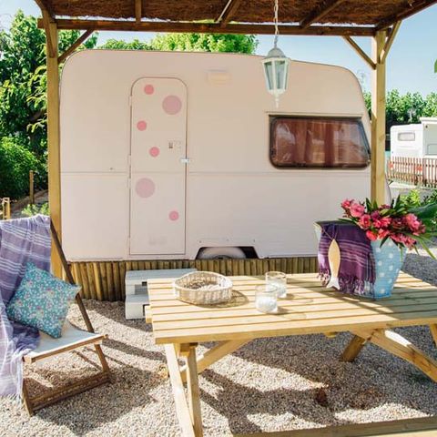 Caravan 2 personen - Rosa Hortensia, zonder sanitair