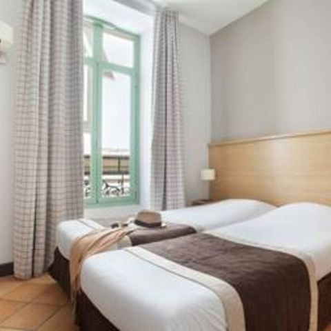 APPARTEMENT 4 personen - (max. 2 adults) Nice