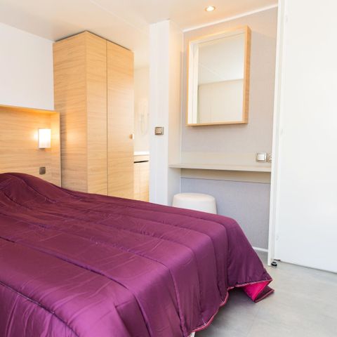 Stacaravan 6 personen - Premium 3 kamers 6 personen Airconditioning + TV (4 volwassenen + 2 kinderen -12 jaar max)