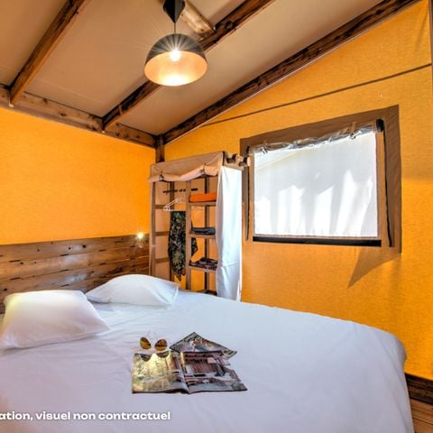 Safaritent 6 personen - Cabane Cotton Toilée 35m² (3 kamers) + TV + Overdekt terras