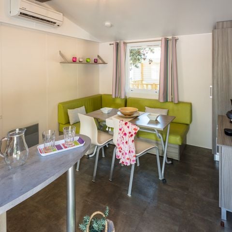 Stacaravan 4 personen - Comfort | 2 Slaapkamers | 4 Pers | Verhoogd terras | Airconditioning | TV