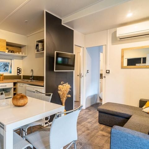 Stacaravan 6 personen - 4 kamers 6 personen Airconditioning + TV