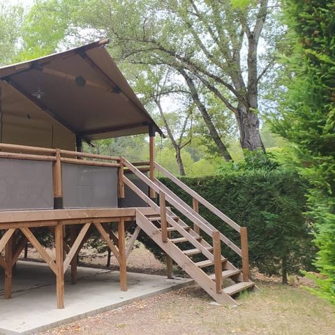 Safaritent 4 personen - Lodge op palen Comfort+ 30m² (zonder sanitair)