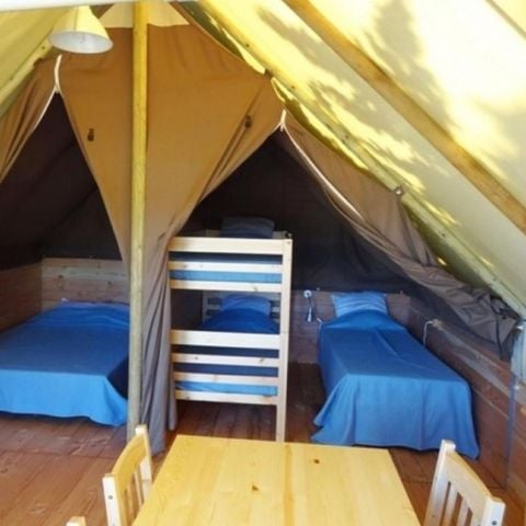 Safaritent 4 personen - Lodge Tent - Geen sanitair - aankomst op zaterdag in het hoogseizoen