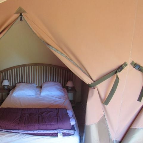 Bungalowtent 5 personen - 2 slaapkamers 30m² - zonder badkamer