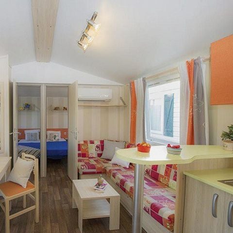 Stacaravan 6 personen - Comfort | 3 Slaapkamers | 6 Pers | Verhoogd terras | Airconditioning | TV