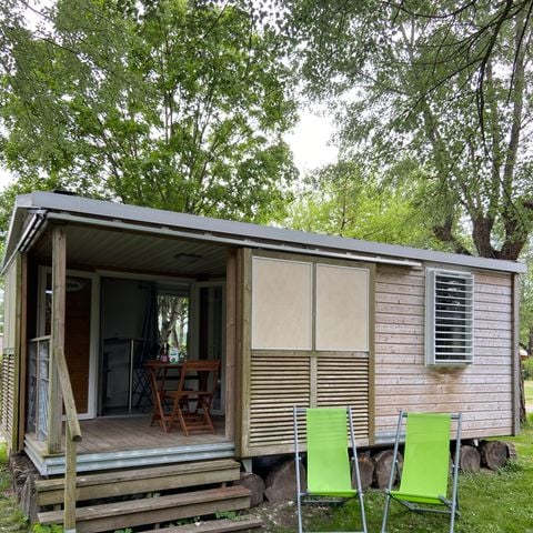 Stacaravan 2 personen - Standaard 1 slaapkamer 18m² + onoverdekt terras + TV