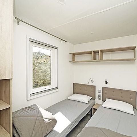 Stacaravan 6 personen - Mobile-home | Premium | 3 slaapkamers | 6 pers | Verhoogd terras | 2 badkamers | Airconditioning | TV