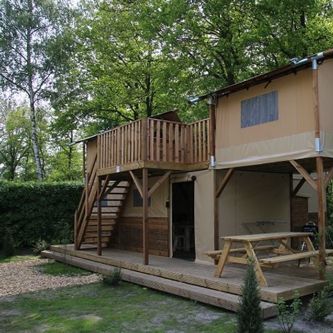 UNIEKE ACCOMMODATIE 6 personen - Boomhut tent aan de Regge met privé sanitair